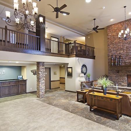 The Watford Hotel Watford City Ngoại thất bức ảnh