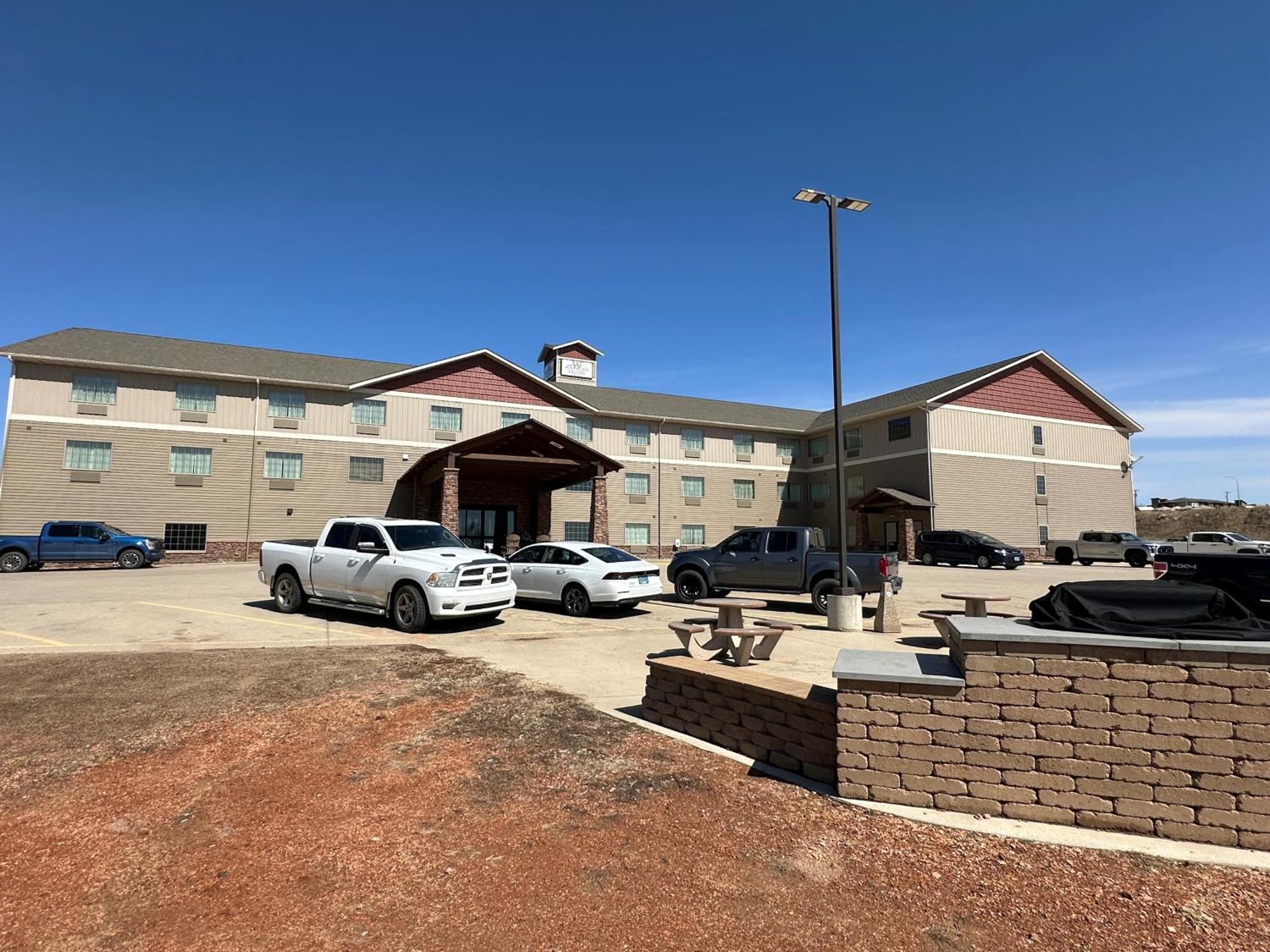The Watford Hotel Watford City Ngoại thất bức ảnh