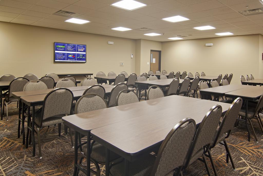 The Watford Hotel Watford City Ngoại thất bức ảnh