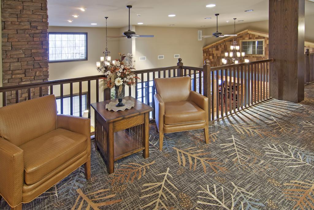 The Watford Hotel Watford City Ngoại thất bức ảnh