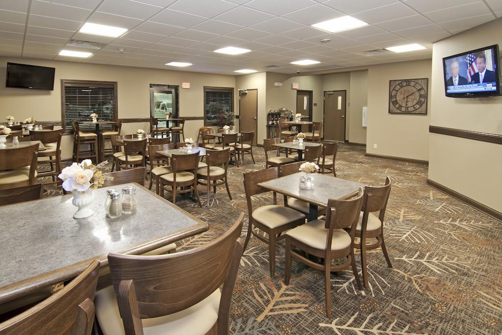 The Watford Hotel Watford City Ngoại thất bức ảnh